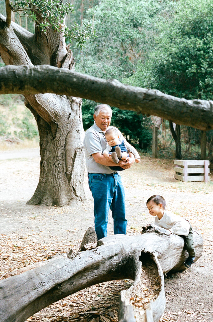 Extended family pictures on 35mm film at Tilden Regional Park in Berkeley California