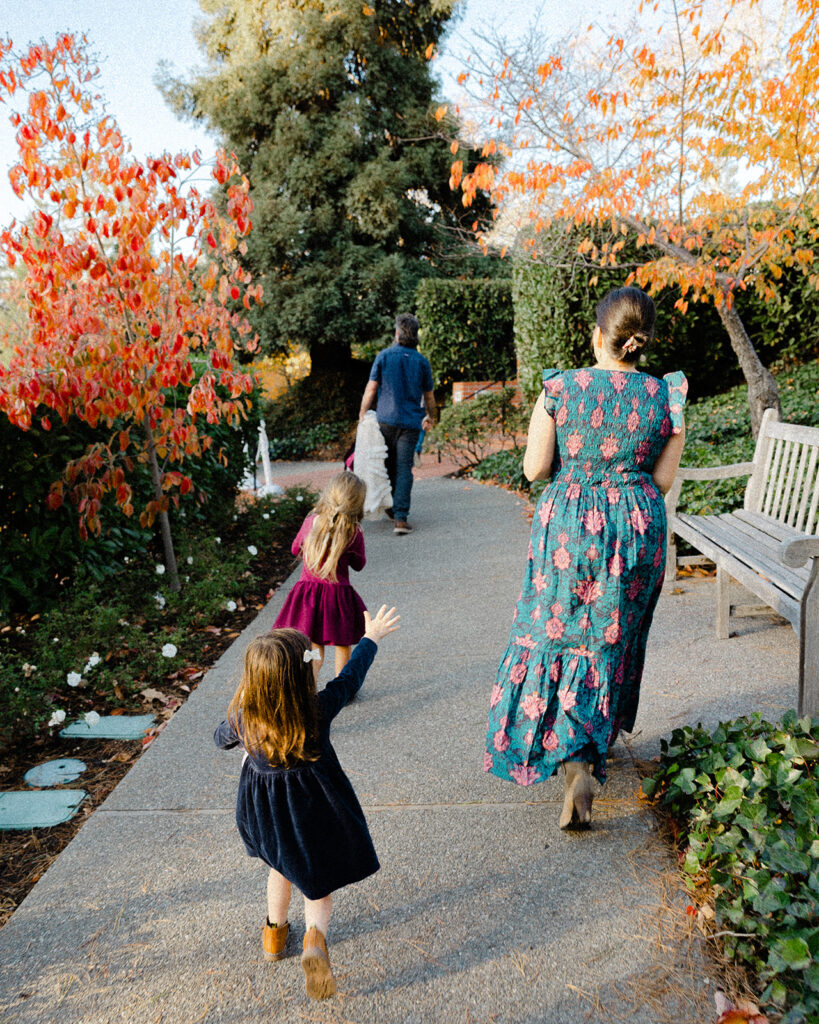 Fall family photos at Piedmont Park in the East Bay of California 