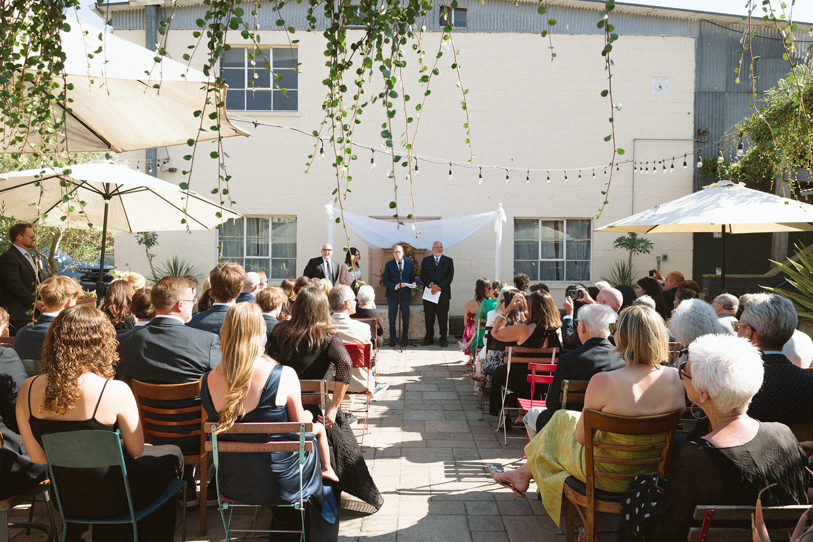 An outdoor Pizzaiolo wedding ceremony in Oakland, California